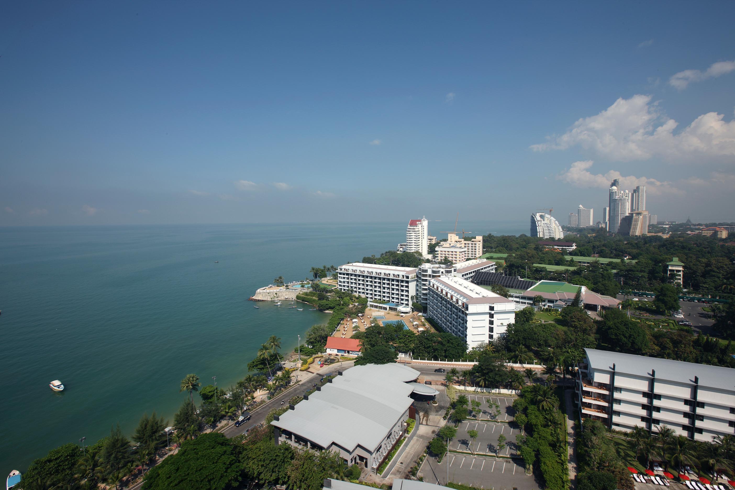 Amari Pattaya Hotel Luaran gambar Aerial view of the resort