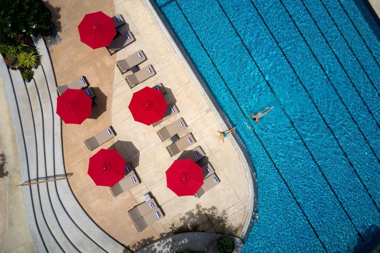 Amari Pattaya Hotel Luaran gambar Aerial view of the pool