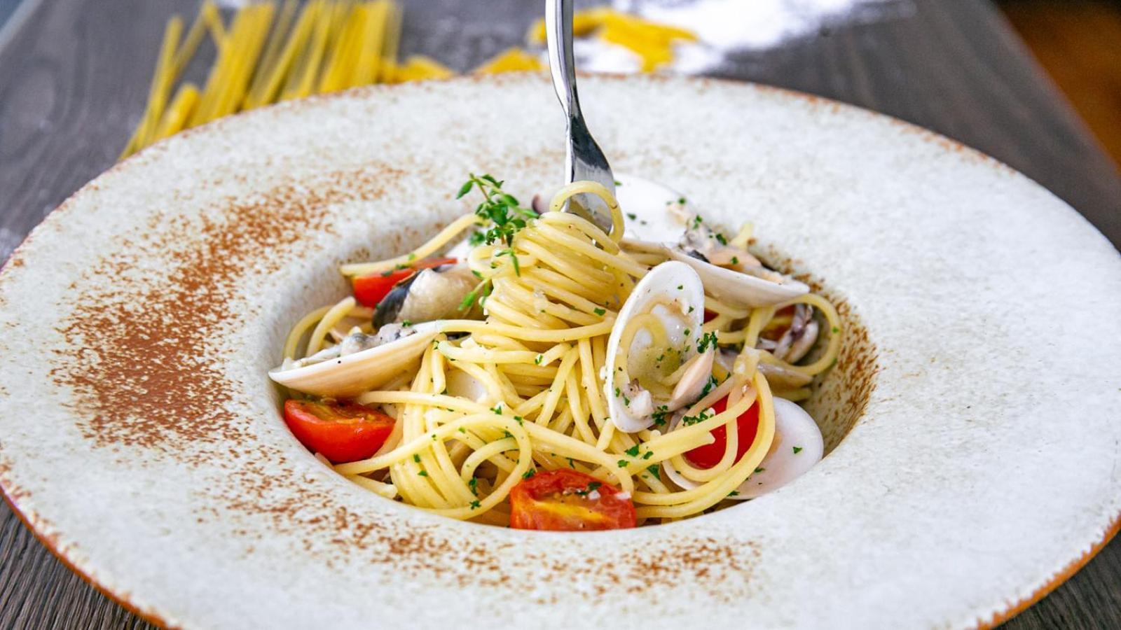 Amari Pattaya Hotel Luaran gambar Spaghetti alla vongole